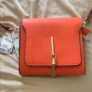 Alyssa Vegan, Lead-Free Crossbody bag